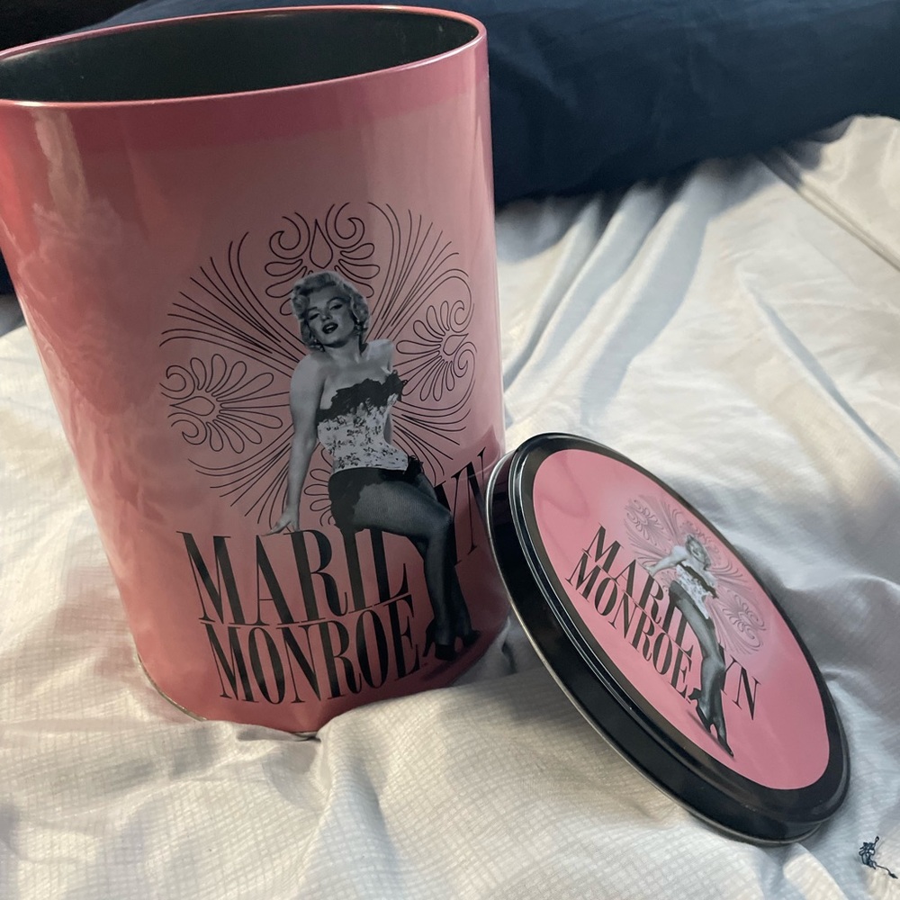 Vintage Marilyn Monroe Tin
